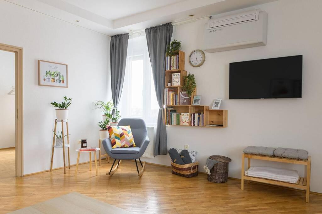 Hygge Apartman Gyor Exterior photo