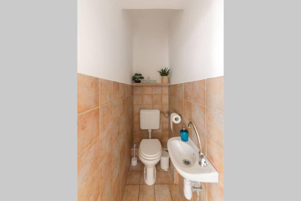 Hygge Apartman Gyor Exterior photo