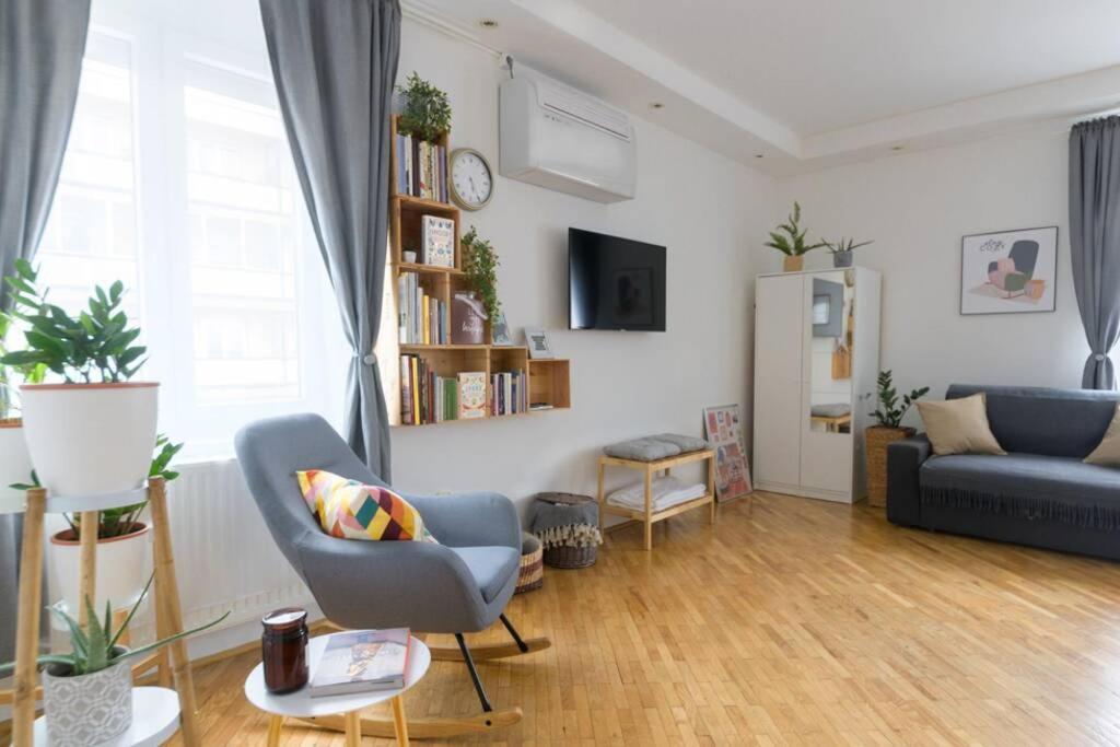 Hygge Apartman Gyor Exterior photo